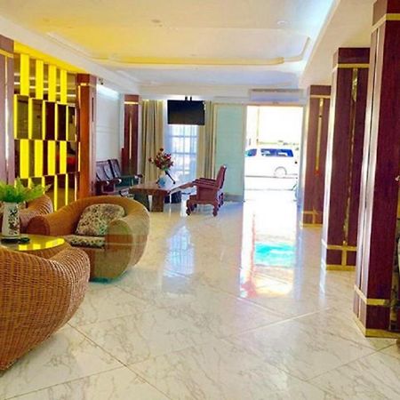 Palace Hotel Mandalay Bagian luar foto